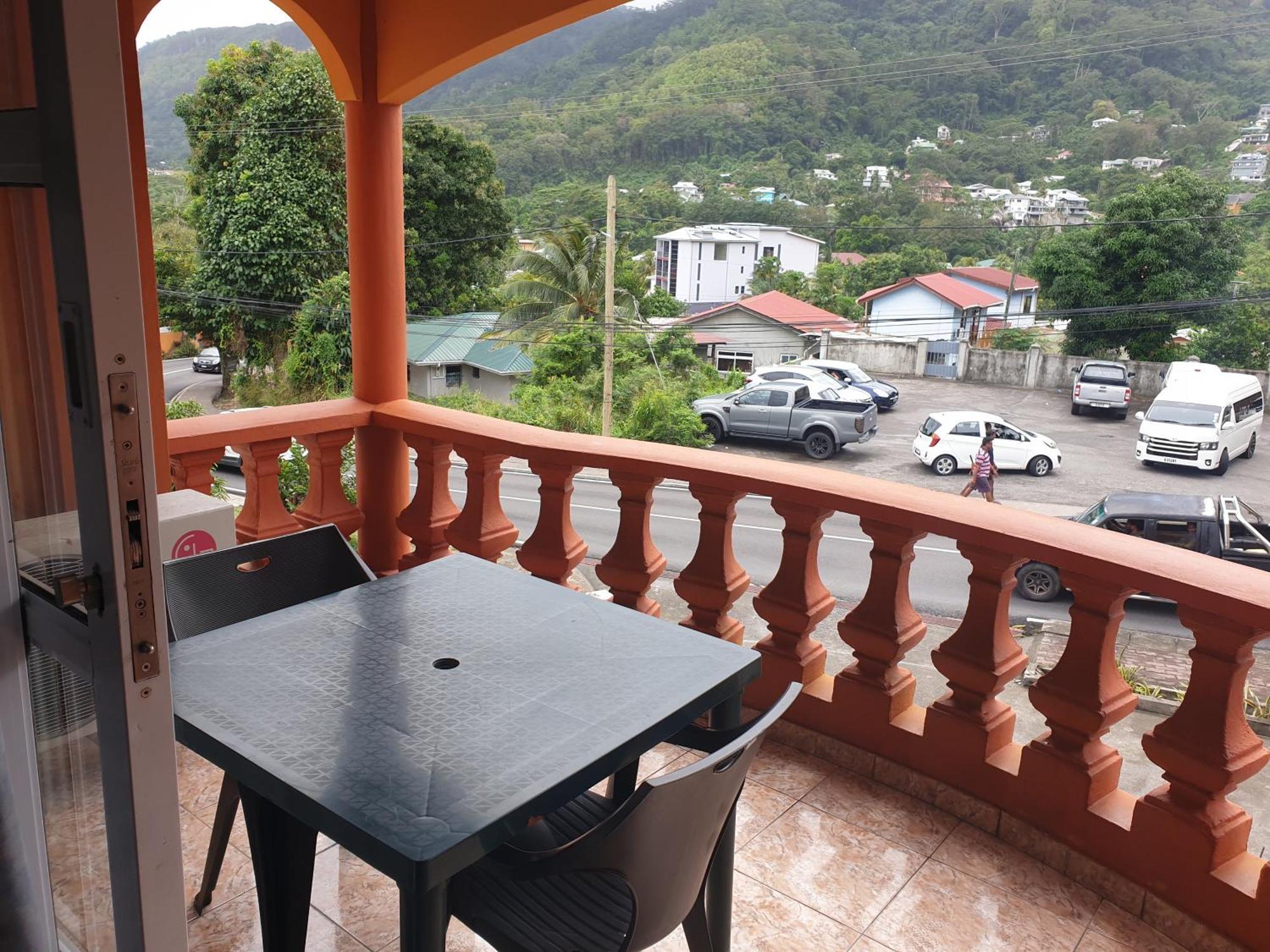 Palmont Commercial Self-Catering Apartments - Beau Vallon Exterior photo